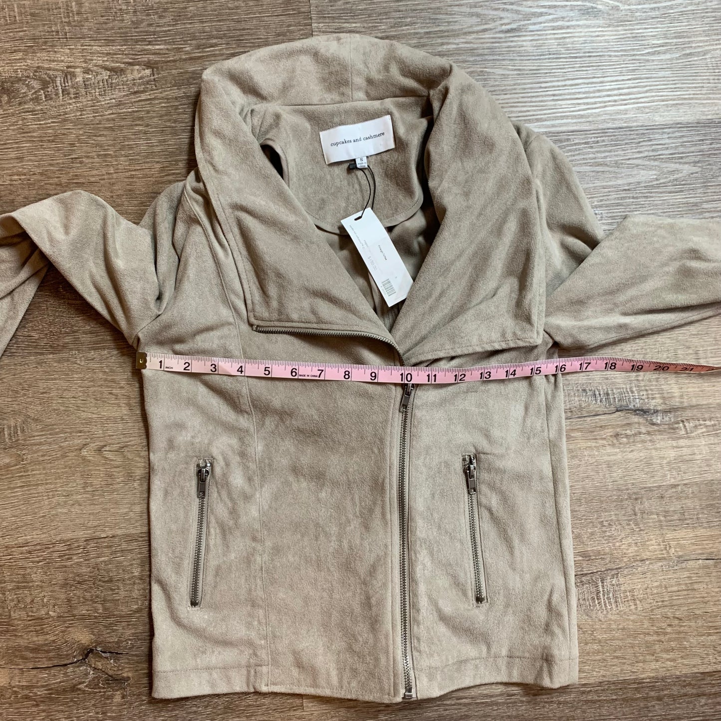 Cupcakes and Cashmere NWT Finleigh Toffee Zip Up Jacket Size Small