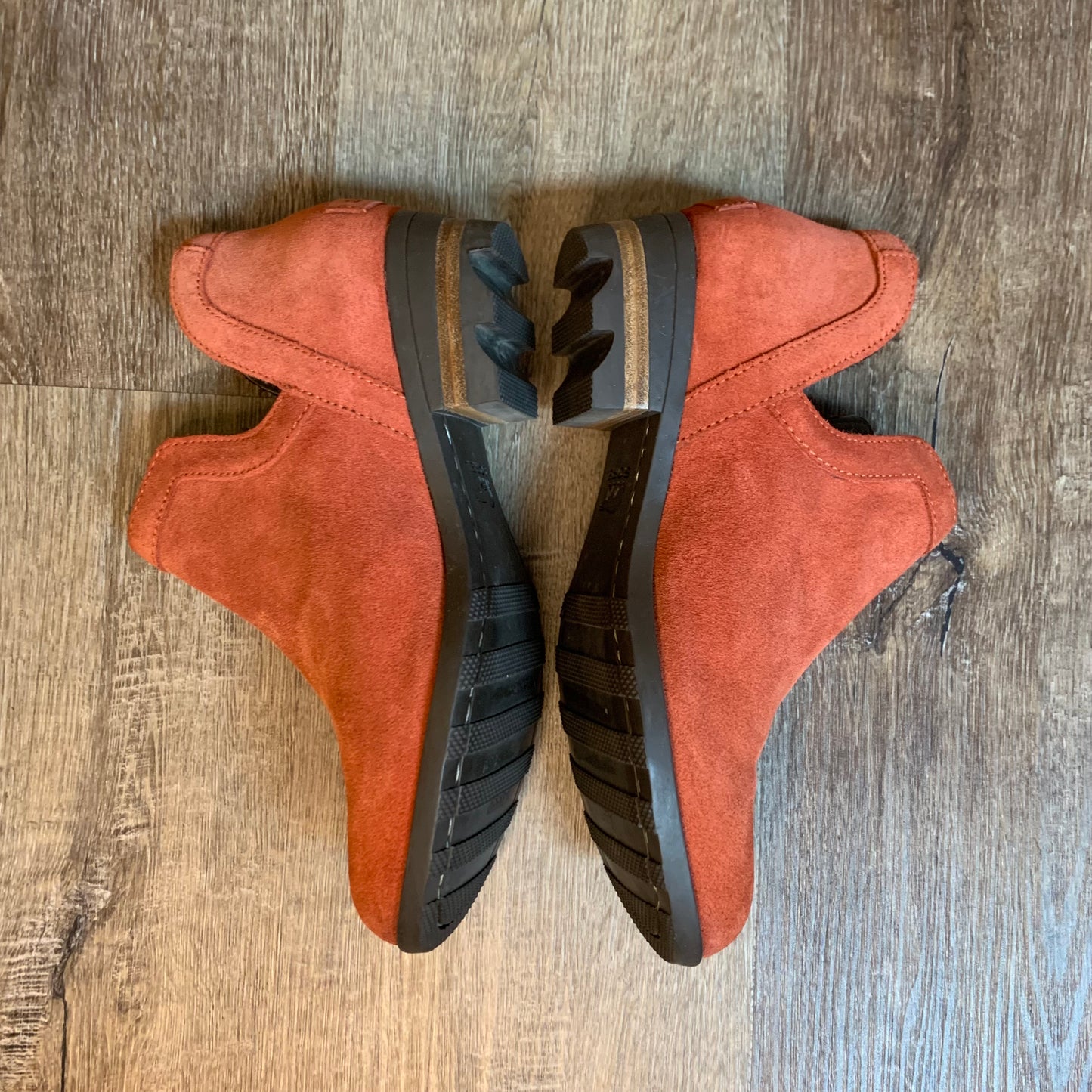 Sorel Lolla Cut Out Salmon Booties Size 8