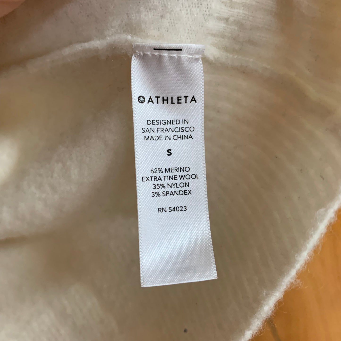 Athleta Wool Off White Sweater Size Small