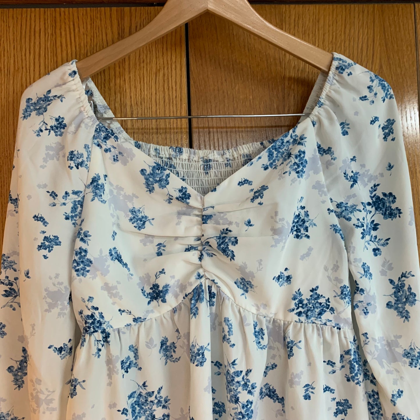 Floral Blue and White Blouse Size Medium