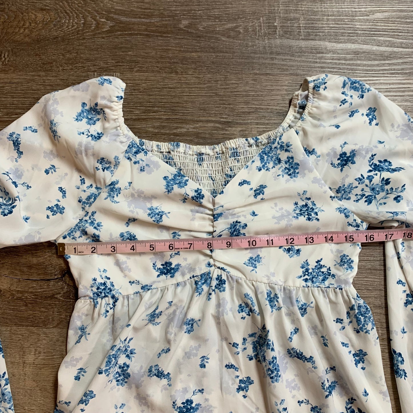 Floral Blue and White Blouse Size Medium